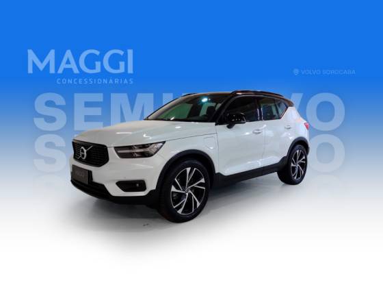 VOLVO XC40 2.0 T5 GASOLINA R-DESIGN AWD GEARTRONIC VOLVO XC40 2.0 T5 GASOLINA R-DESIGN AWD GEARTRONIC
